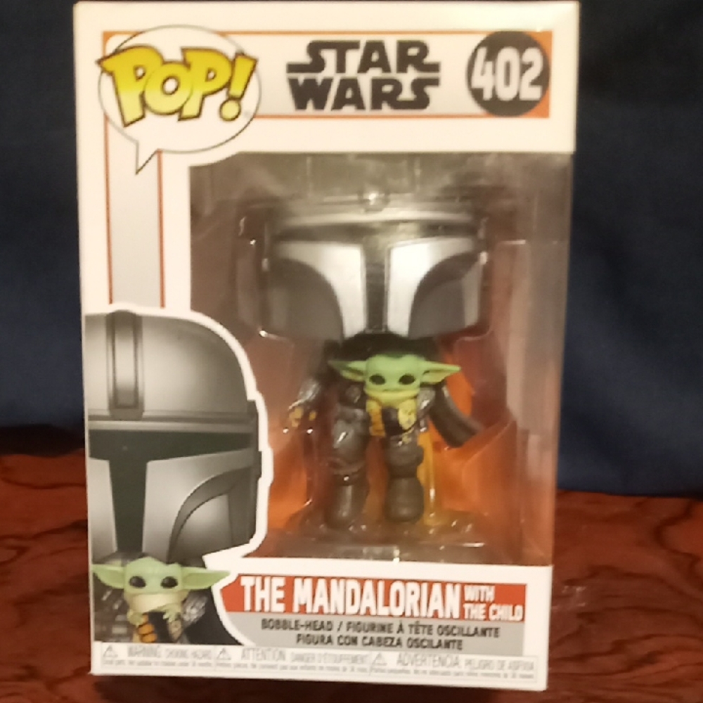 Star Wars The Mandalorian with The Child Figure